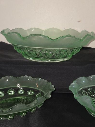 Collection of Art Deco Green Glass Scalloped Edge Bowls