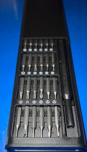 Screwdriver set 24 tip pieces