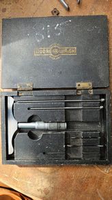 Moore & Wright 0-3" depth micrometer
