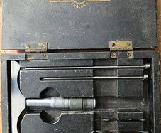 Moore & Wright 0-3" depth micrometer
