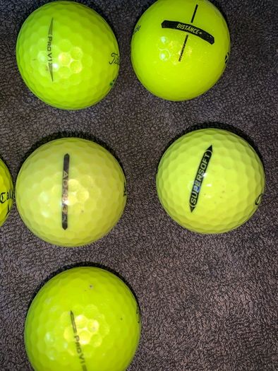High Grade Yellow golf balls (7)