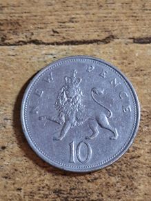 Great Britain UK 1968 10 New Pence Elizabeth II Coin - free standard postage