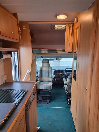 Camper