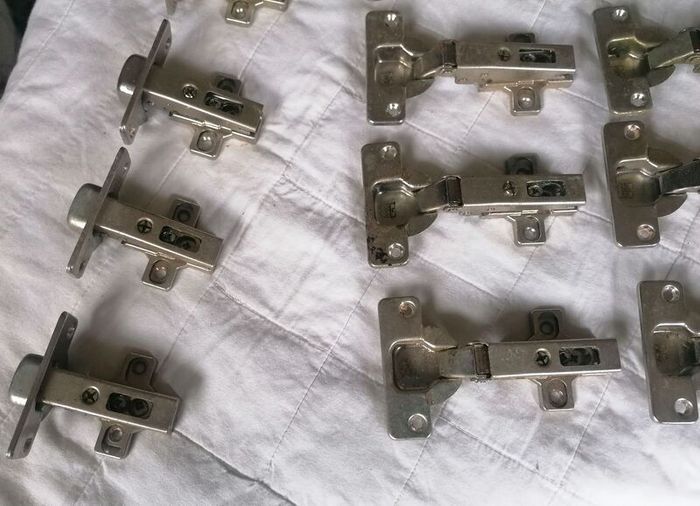Cabinet Door Self Closing Hinges
