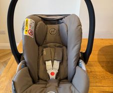 Cybex car seat bundle