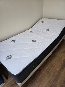 Single Motion Bed Base & Luxury Mattress