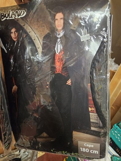 adult Halloween costumes