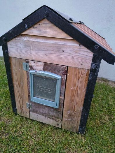 Small Dog Kennel