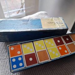 Vintage 1970's Domino's complete Set made in England