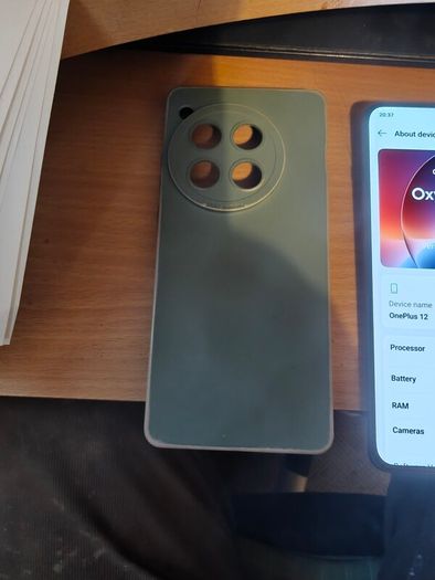 OnePlus 12