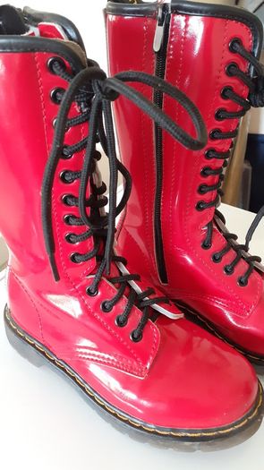 Girls Boots