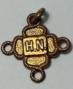 Antique St. Johns Ambulance Membership medal, badge 1930. FREE POST.