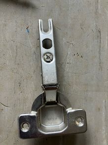 cabinet hinges