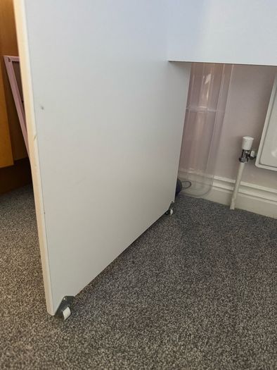 Kids study desk
