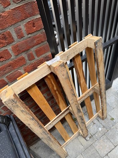 wooden palette for shipping/storage