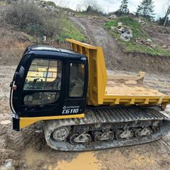 Hitachi tracked dumper