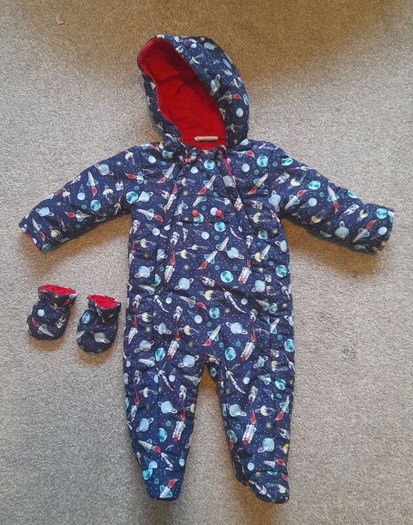 Baby pram suit