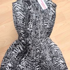 Kids playsuit 3-4 years BNWT
