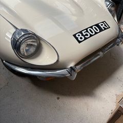 Jaguar E-Type S2 Roadster