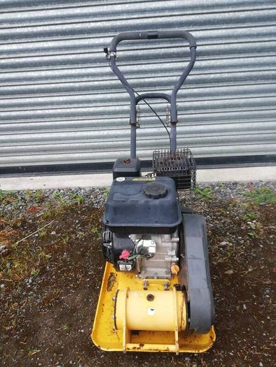 whacker plate