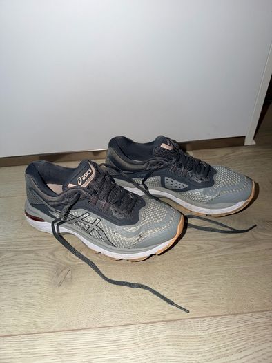 ASICS GT-2000 Women's Running Shoes in Grey - size UK 5