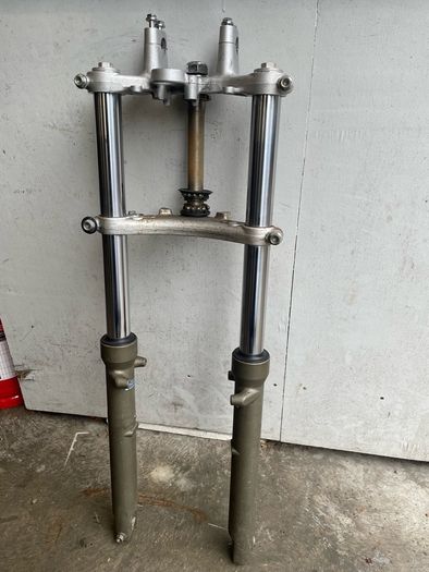 Honda front forks and mudguard