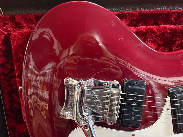 Zen-On Morales Mosrite Red 1960's
