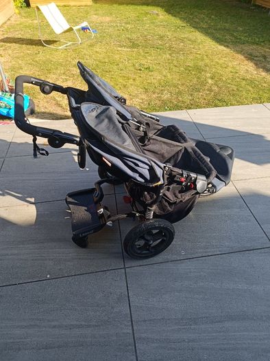 Out n about double buggy with buggy board included