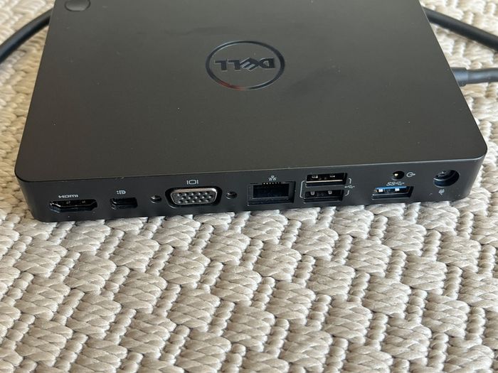 Dell WD15 docking station and 130W power supply