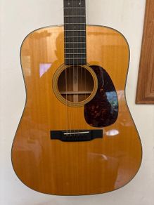Martin D-18 2015