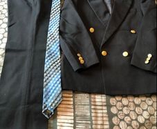 1880 Club Navy suit
