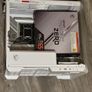 MSI Mag Pano M100r Pz White + MSI B650m Project Zero Image 3