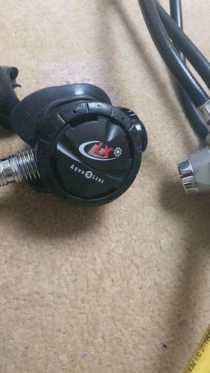 Scuba diving regulators set