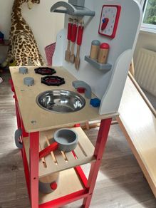 New Classic Toys play kitchen