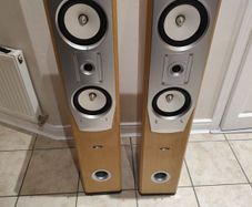 M-audio 100 Watts Floor Standing  Front Speakers with 8inch Subwoofer