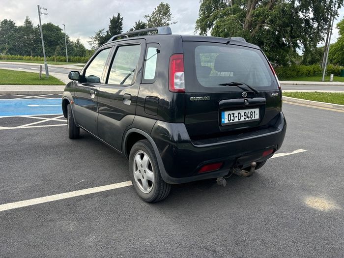 2003 Suzuki Ignis