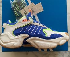 New Womens Exclusive Adidas Originals Magmur UK6
