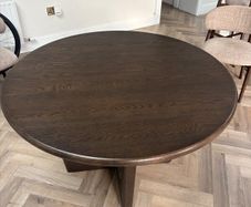 Table & chairs