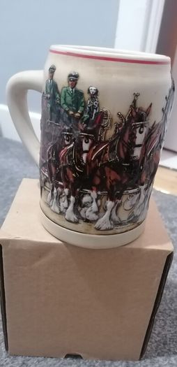 Collectable Budweiser  world famous clydesdales beer stein 1991 collectable