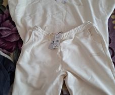 Ladys tracksuit