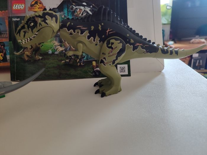 Lego 76949