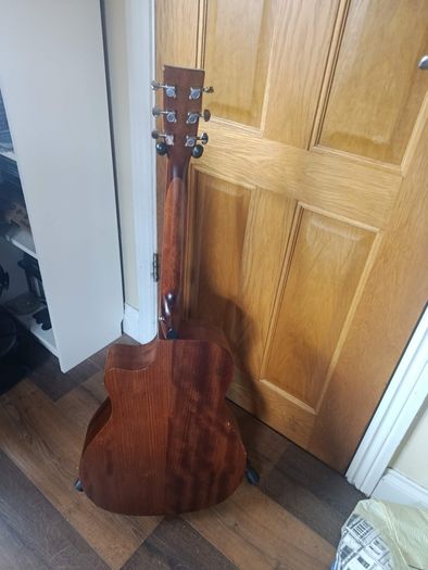 acoustic guitar