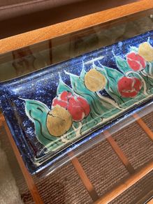 Wonderful Original Vintage Highland Stoneware Rectangular Dish Wall Art with Handpainted Tulips