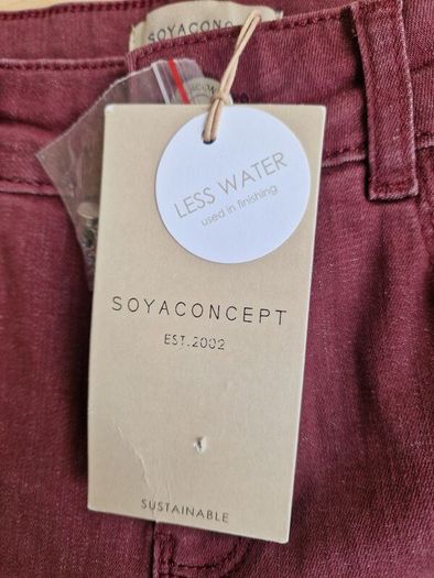 SoyaConcept Burgundy Jeans RRP 80