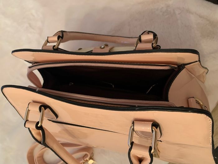 handbag and purse