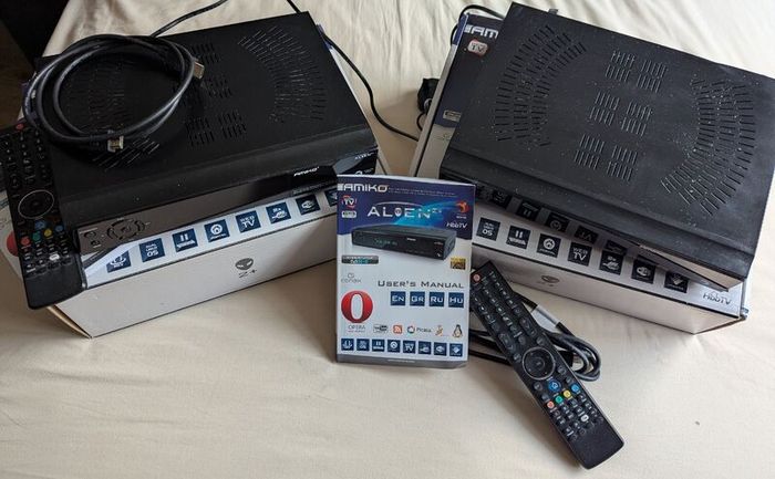 2x Amiko Alien 2 triple tuner