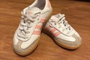 Girl shoes
