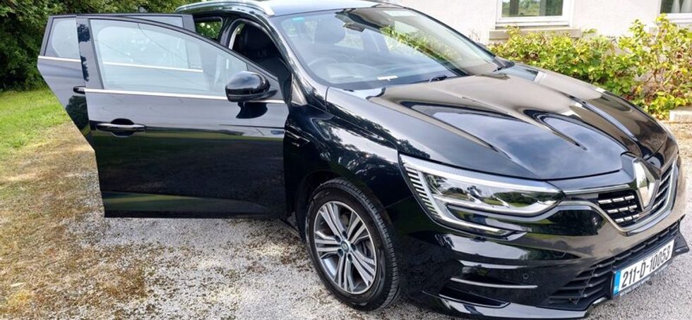 Renault Megane 2021 E-tech PHEV 160 Auto Iconic ST