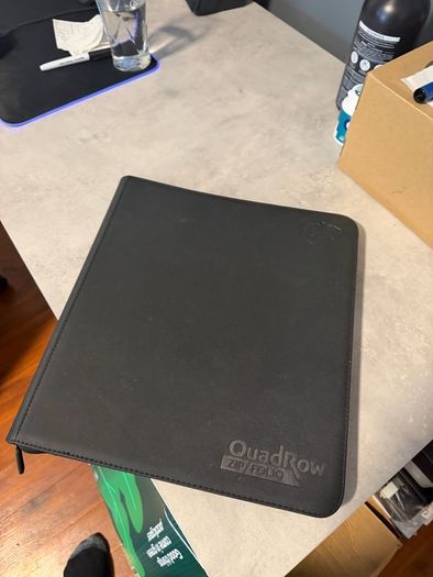 Trading card storage Ultimate Guard Quad-Row