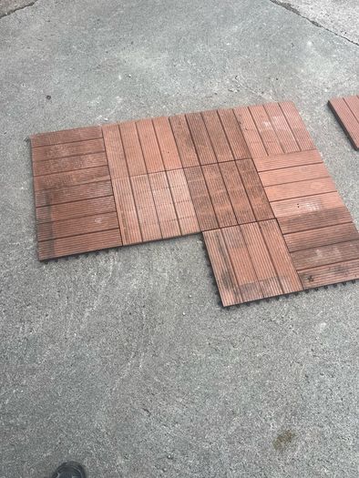 140 sq feet of interlocking composite decking
